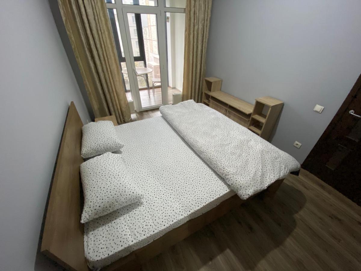 Sky House Central Apartment 基希讷乌 外观 照片