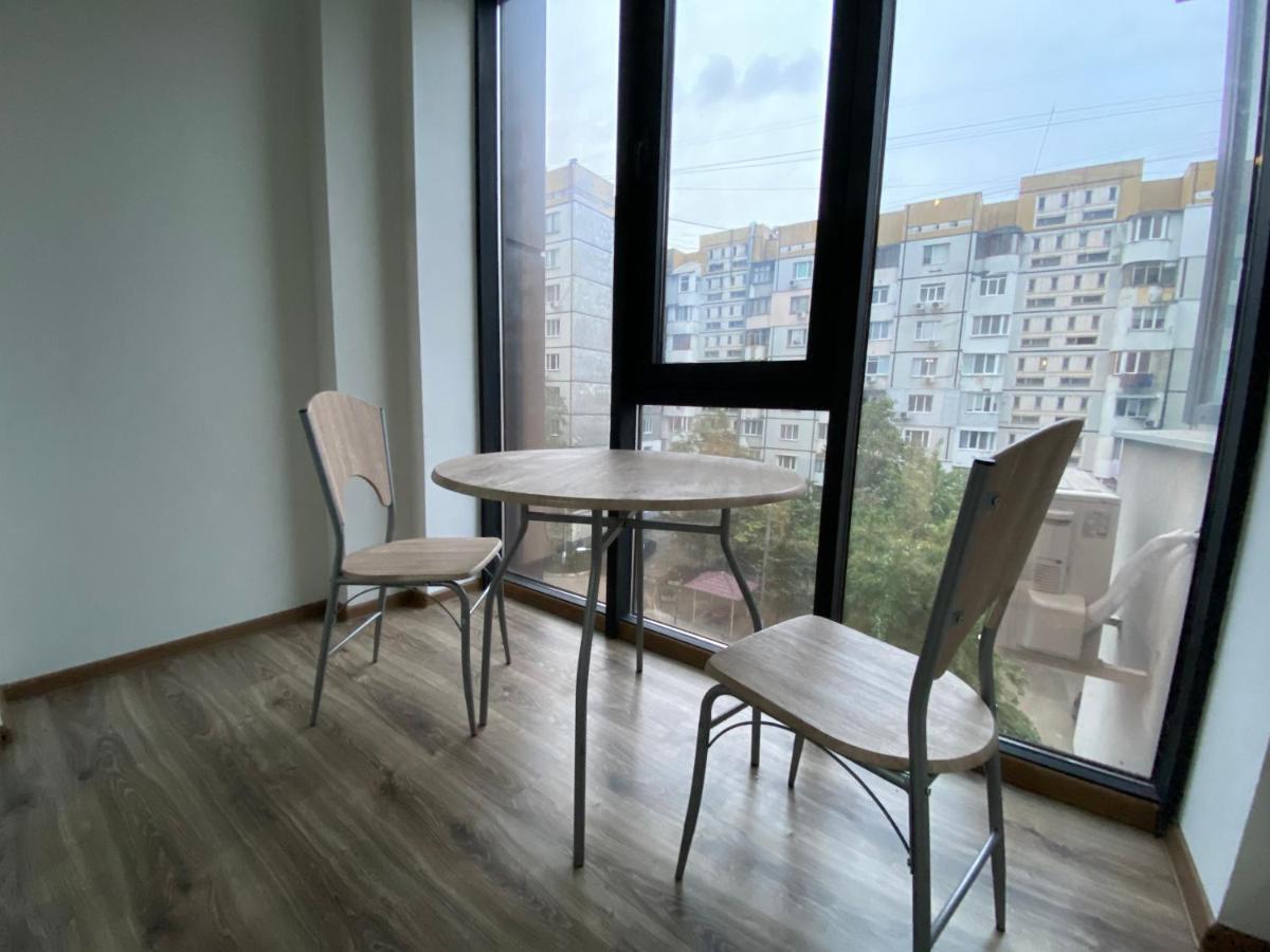 Sky House Central Apartment 基希讷乌 外观 照片